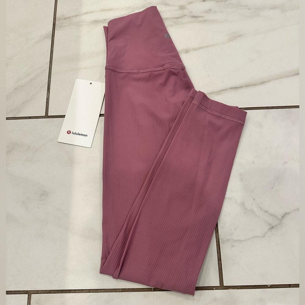 NWT Lululemon Ribbed Align 25” Leggings